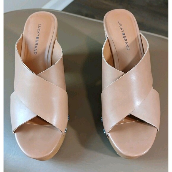 Lucky Brand Sz 6.5 Leather Nude Brown Tan Wooden Block Heel Mule Clogs Open Toe - Picture 3 of 13